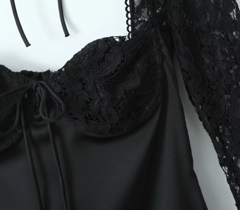 Sexy White Spliced Lace Wire Chest Corset Style Mini Dress Women Full Sleeve Cross Bandage Lacing up Back Bow Party Skater Robe