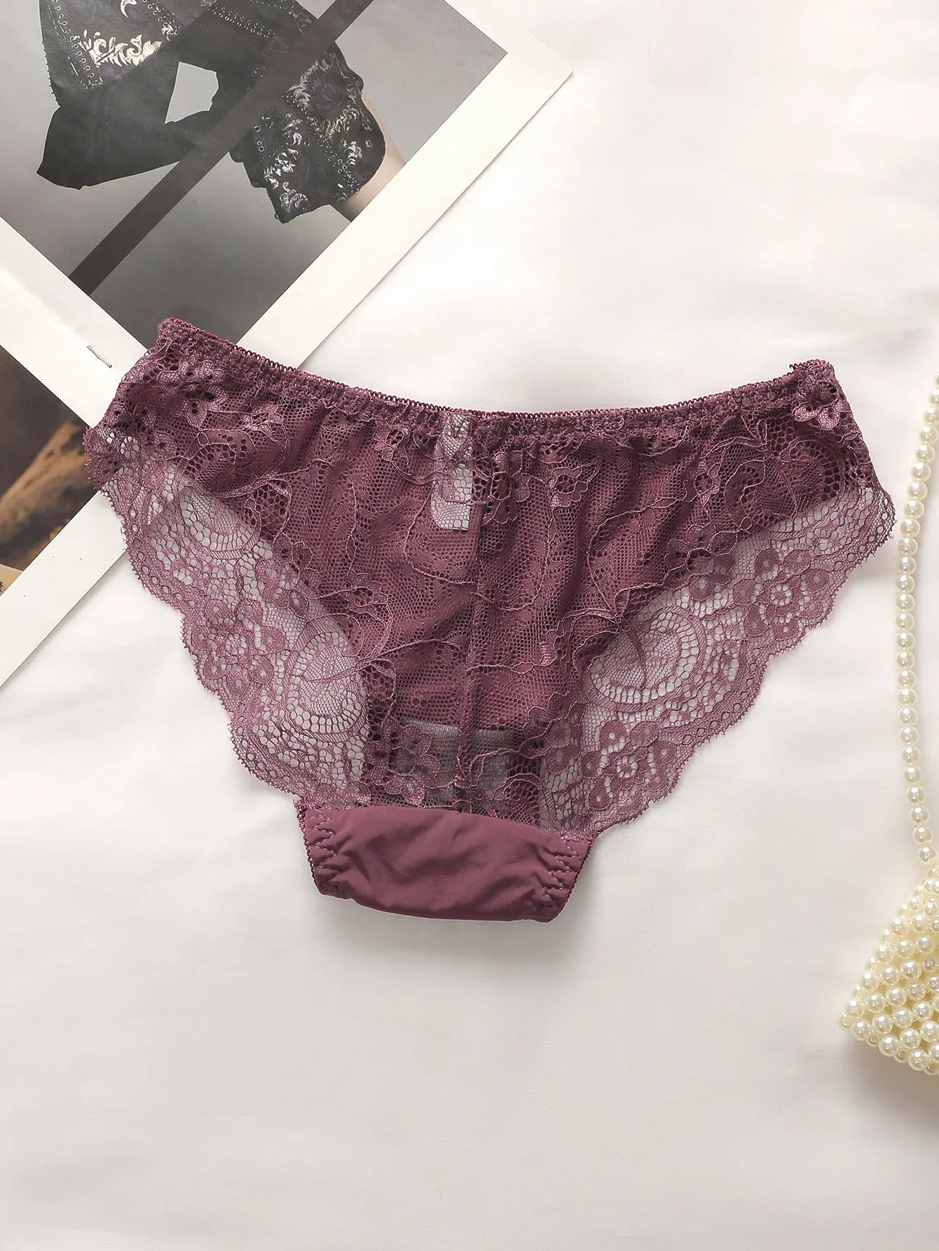 High Quality Hot Selling Sexy Women's Wireless Two-piece Butterfly Solid Color Underwear Women's Lace Underwear Set B2046